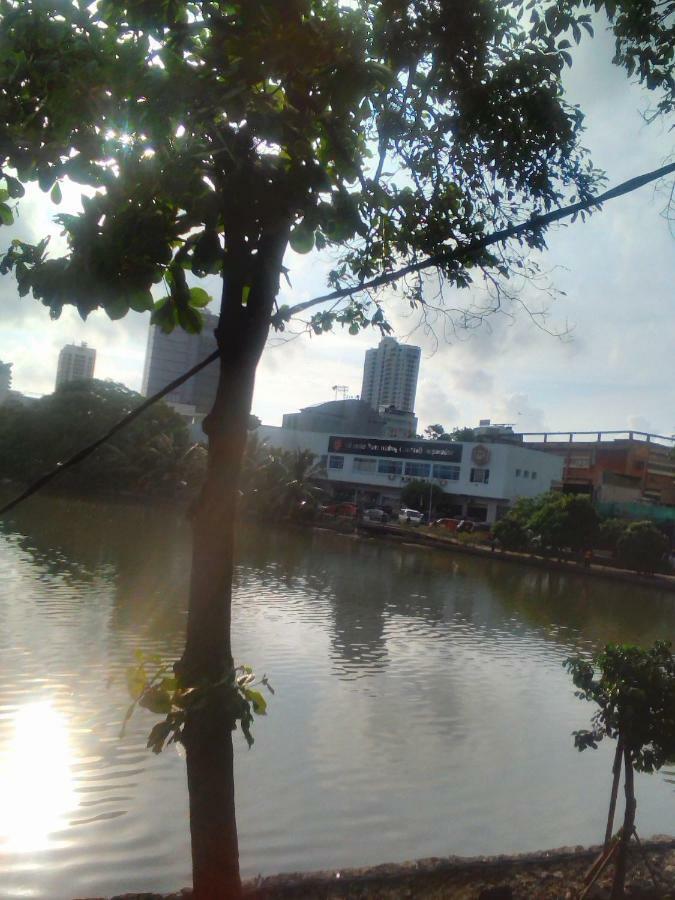 Haven Fort Hostel Colombo Buitenkant foto